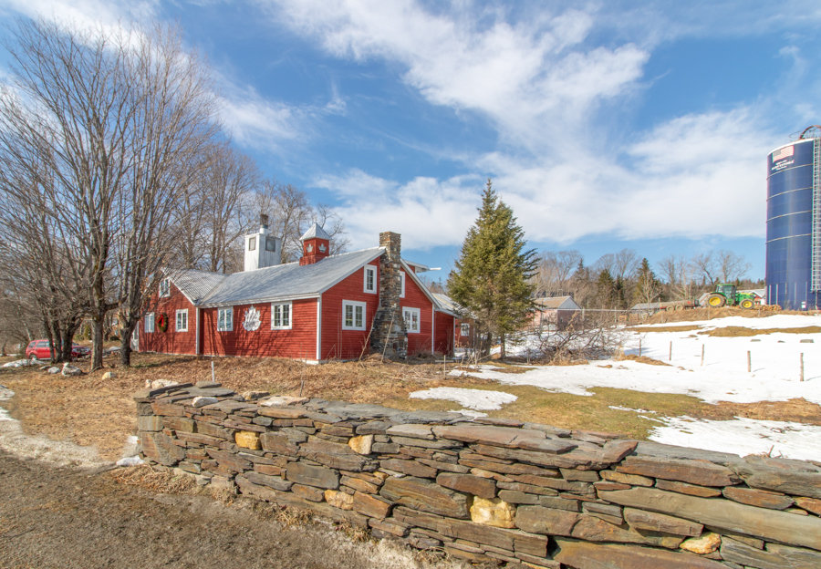 Walden VT Century 21 Farm and Fоrest